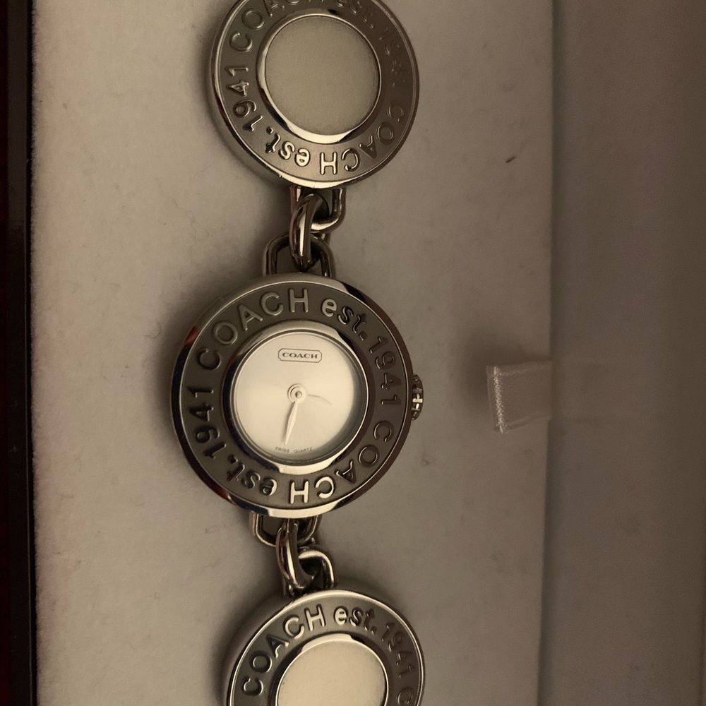 Coach Watch (Silver) - Picture 2 of 5